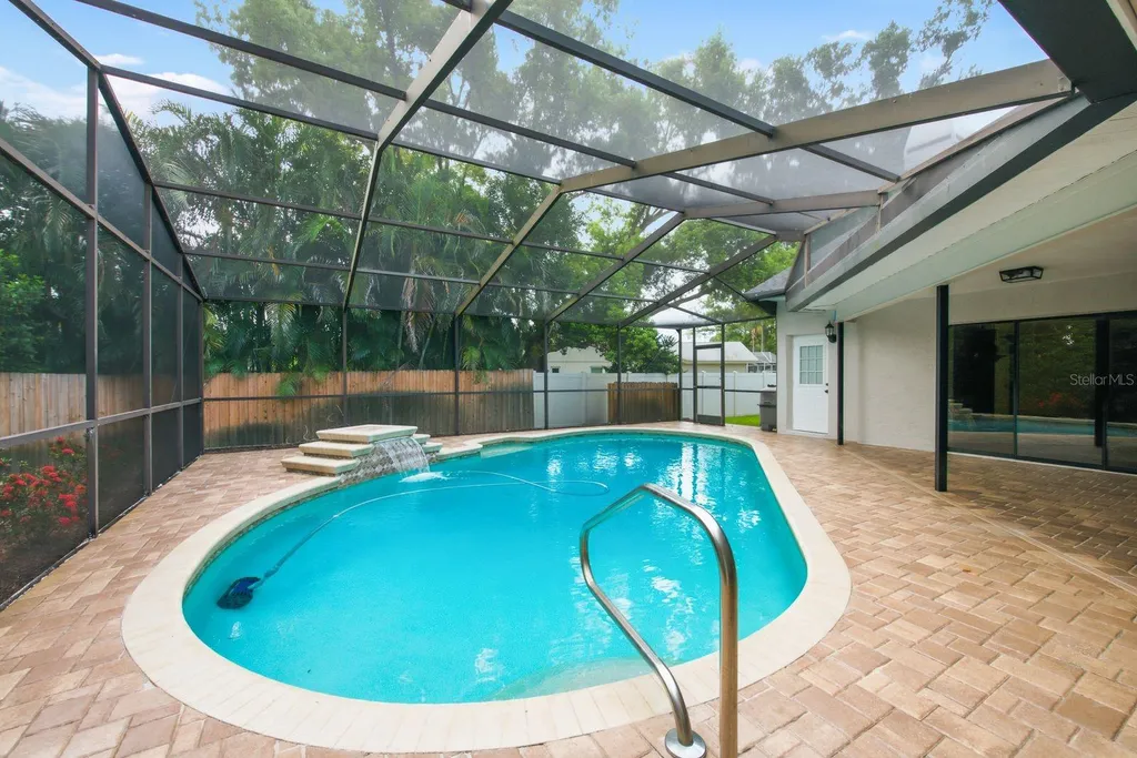 3175 Sandy Ridge Drive Clearwater FL 33761