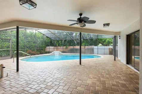 3175 Sandy Ridge Drive Clearwater FL 33761