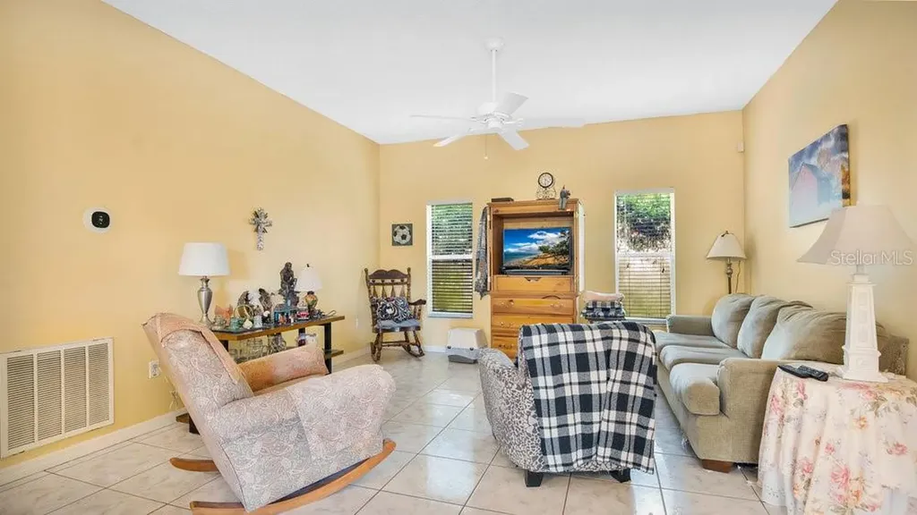 5203 Jasmine Trace Lane Kissimmee FL 34758
