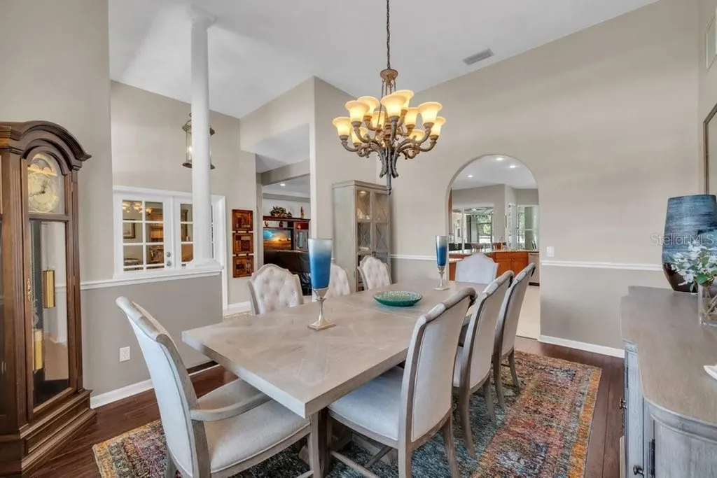 2221 Valrico Forest Drive Valrico FL 33594