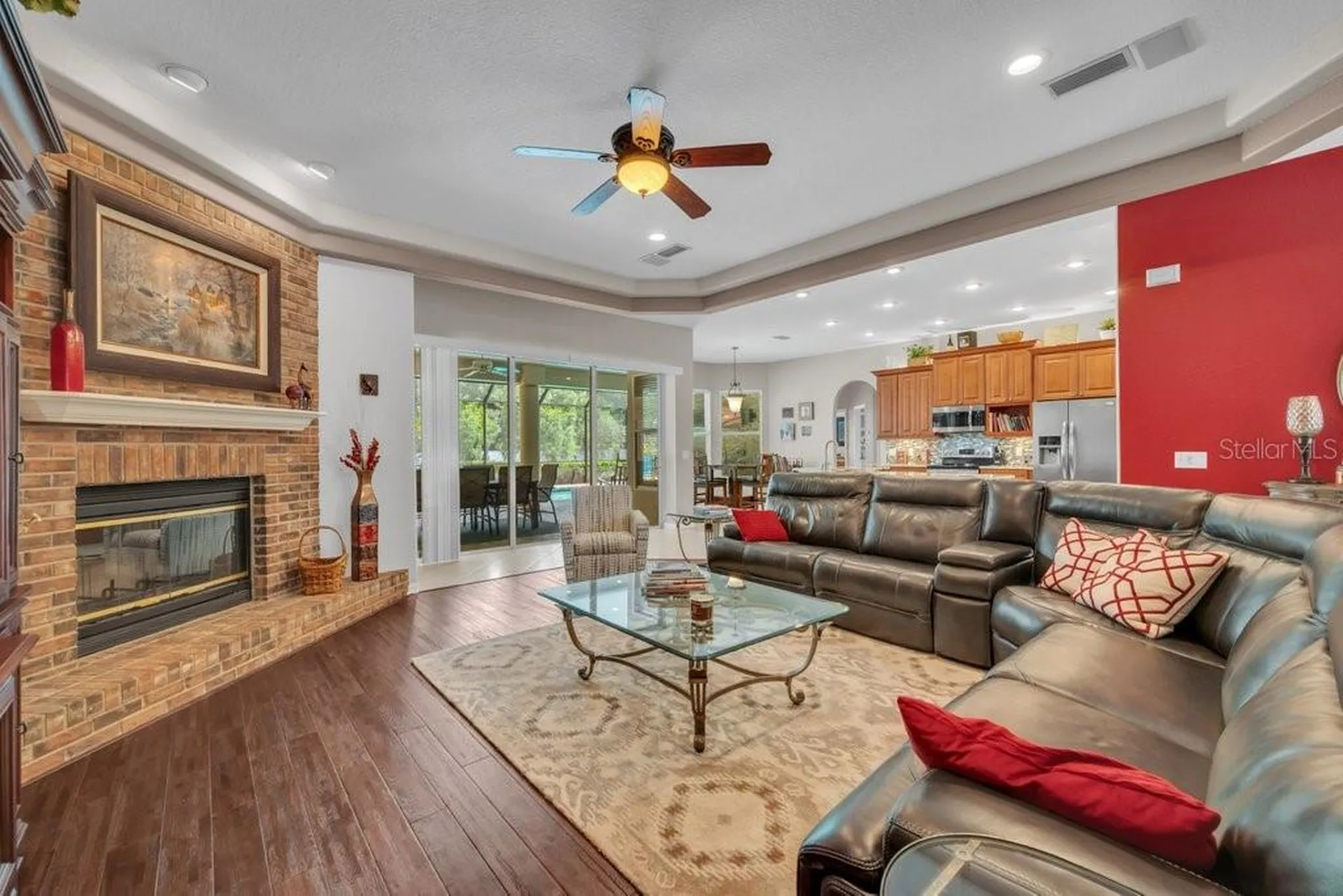 2221 Valrico Forest Drive Valrico FL 33594