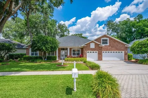 2221 Valrico Forest Drive Valrico FL 33594