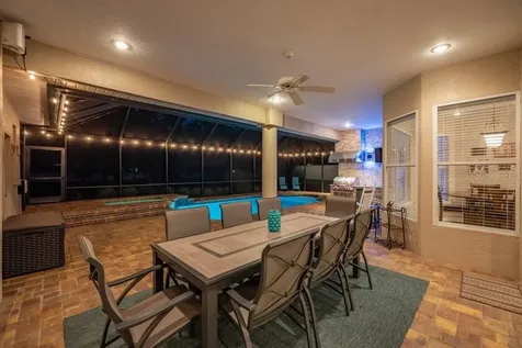 2221 Valrico Forest Drive Valrico FL 33594