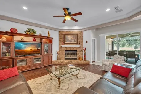 2221 Valrico Forest Drive Valrico FL 33594