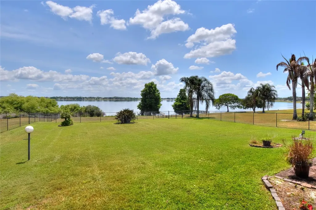 761 Country Walk Cove Eagle Lake FL 33839
