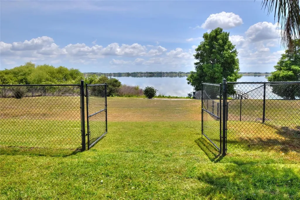 761 Country Walk Cove Eagle Lake FL 33839