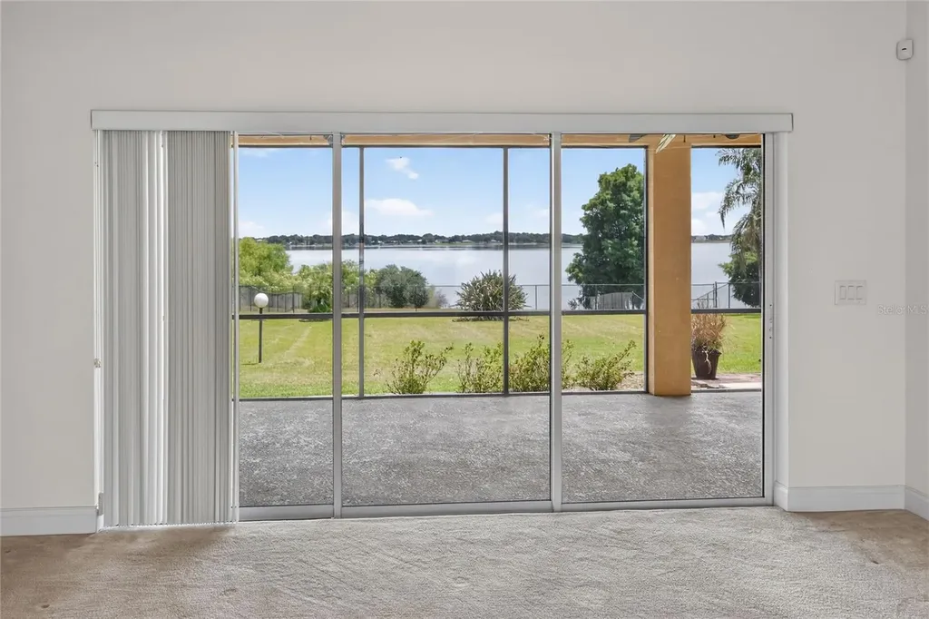 761 Country Walk Cove Eagle Lake FL 33839