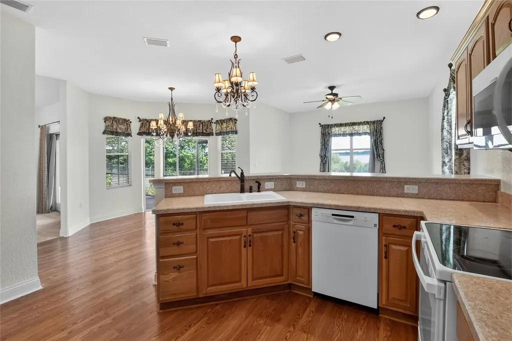 761 Country Walk Cove Eagle Lake FL 33839