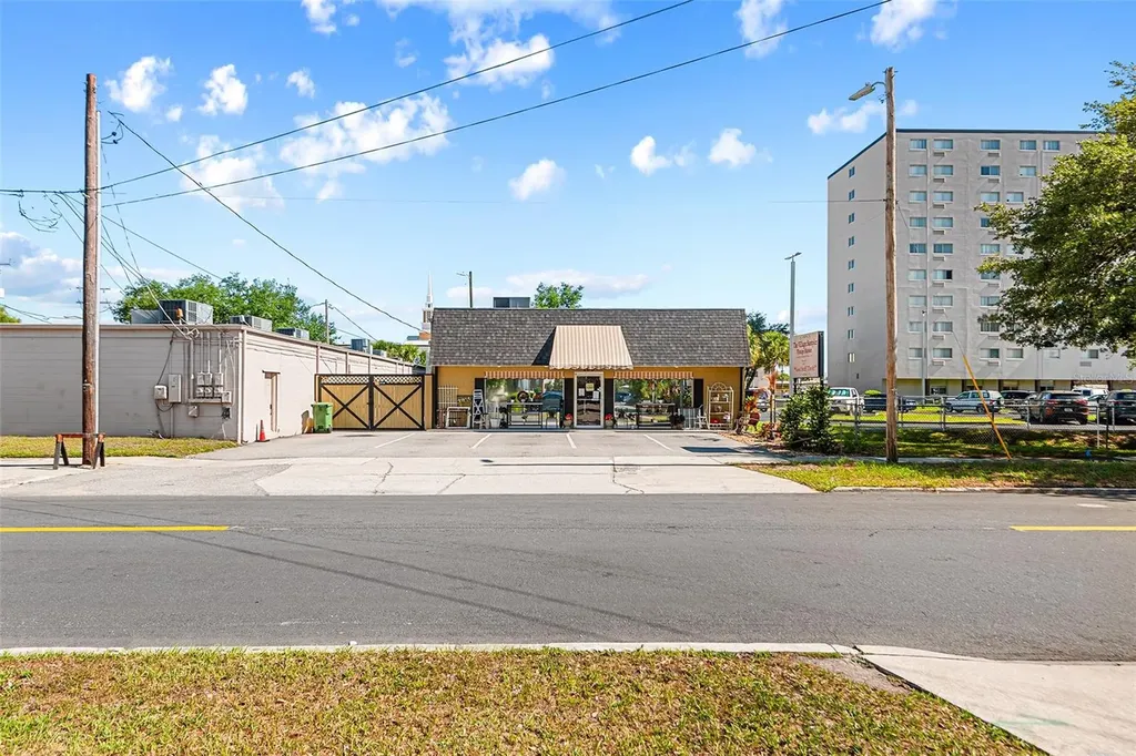 155 Avenue B SW Winter Haven FL 33880
