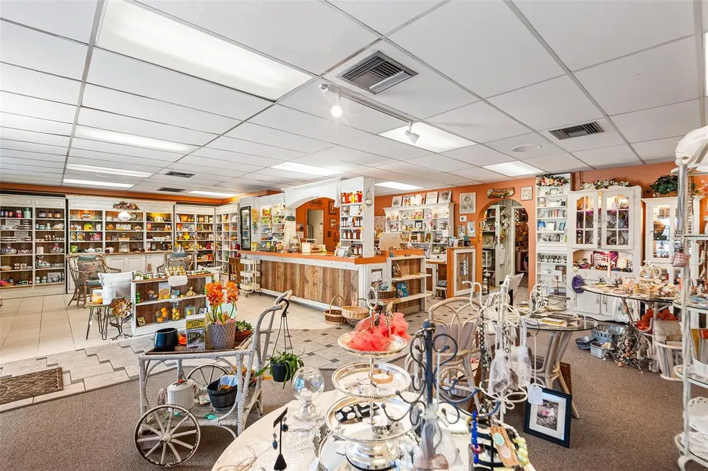 155 Avenue B SW Winter Haven FL 33880