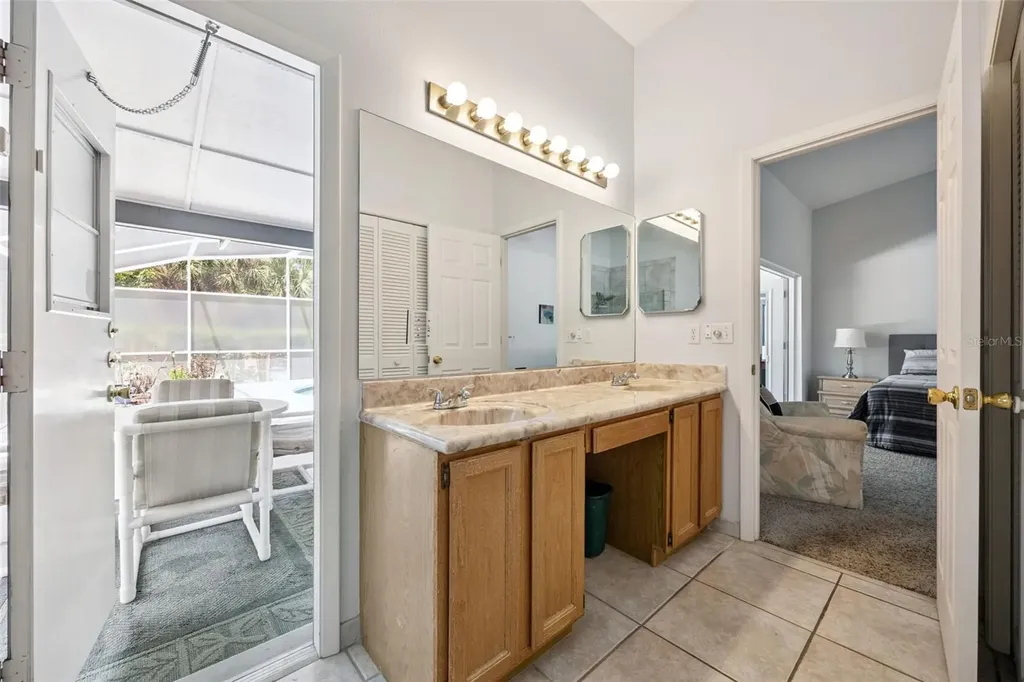 2948 Pembridge Street Kissimmee FL 34747