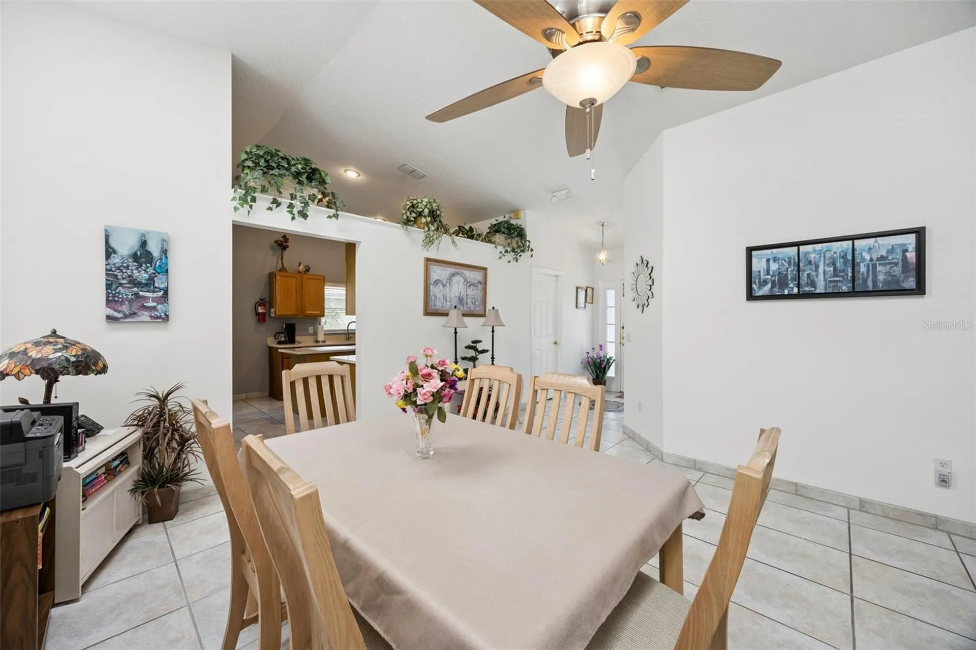 2948 Pembridge Street Kissimmee FL 34747