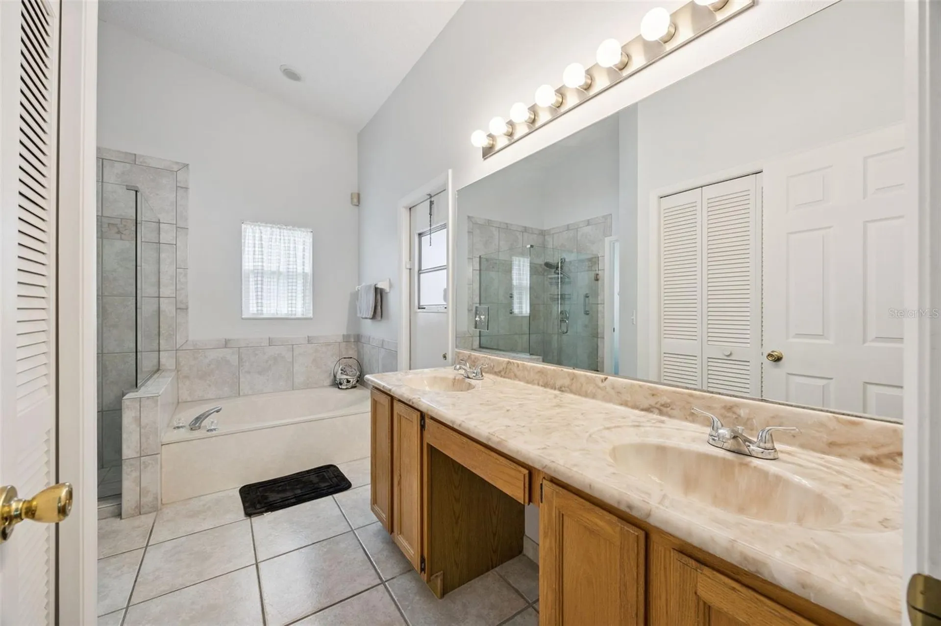 2948 Pembridge Street Kissimmee FL 34747