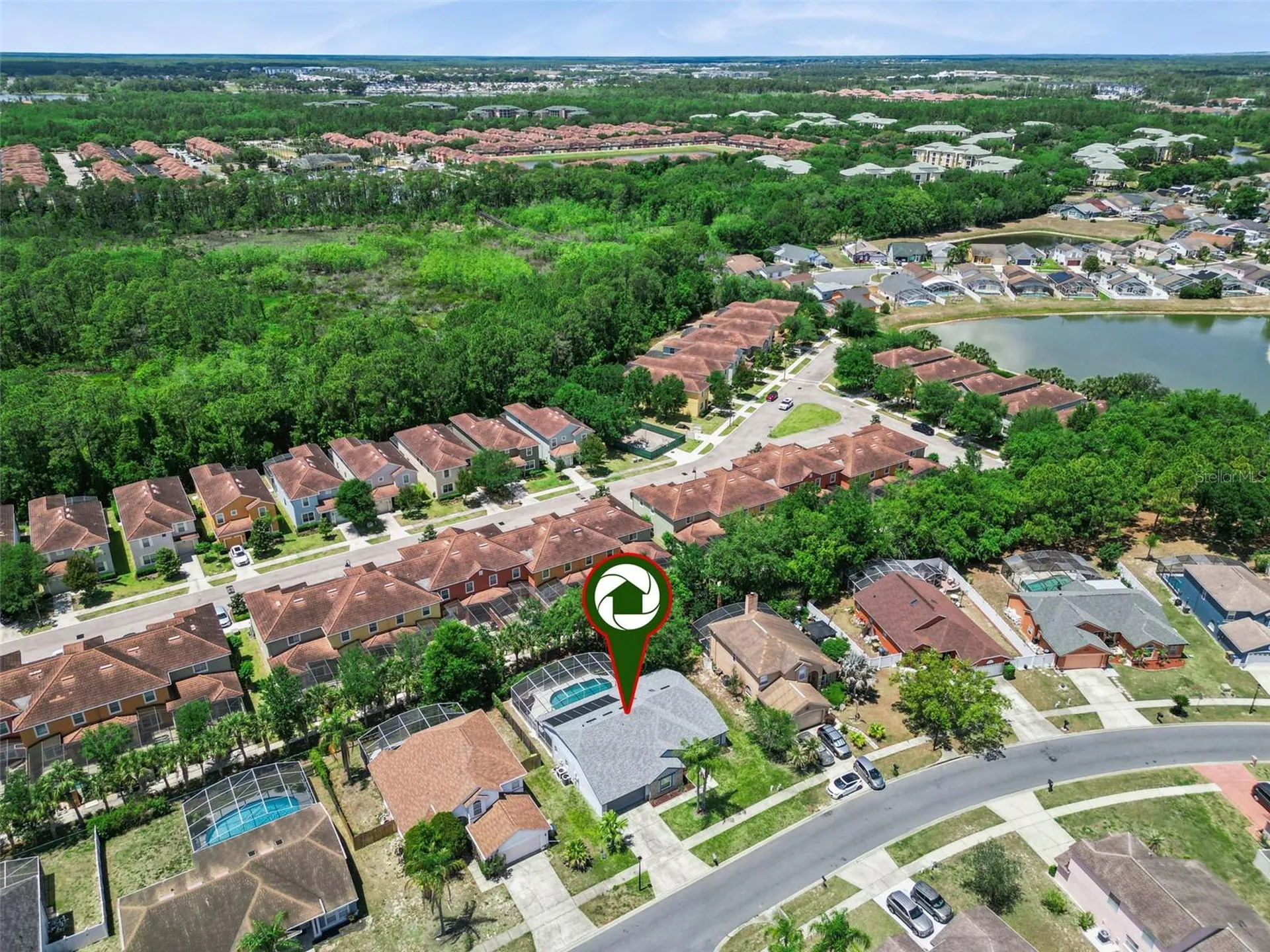 2948 Pembridge Street Kissimmee FL 34747