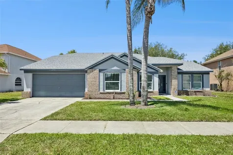 2948 Pembridge Street Kissimmee FL 34747