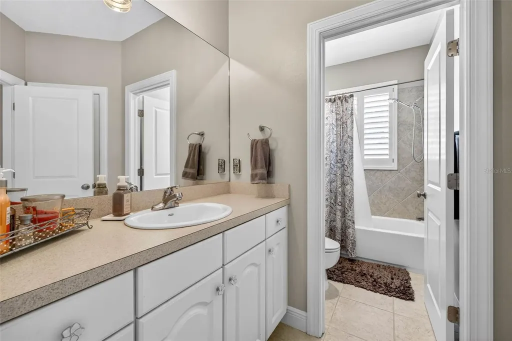 4927 Anniston Circle Tampa FL 33647