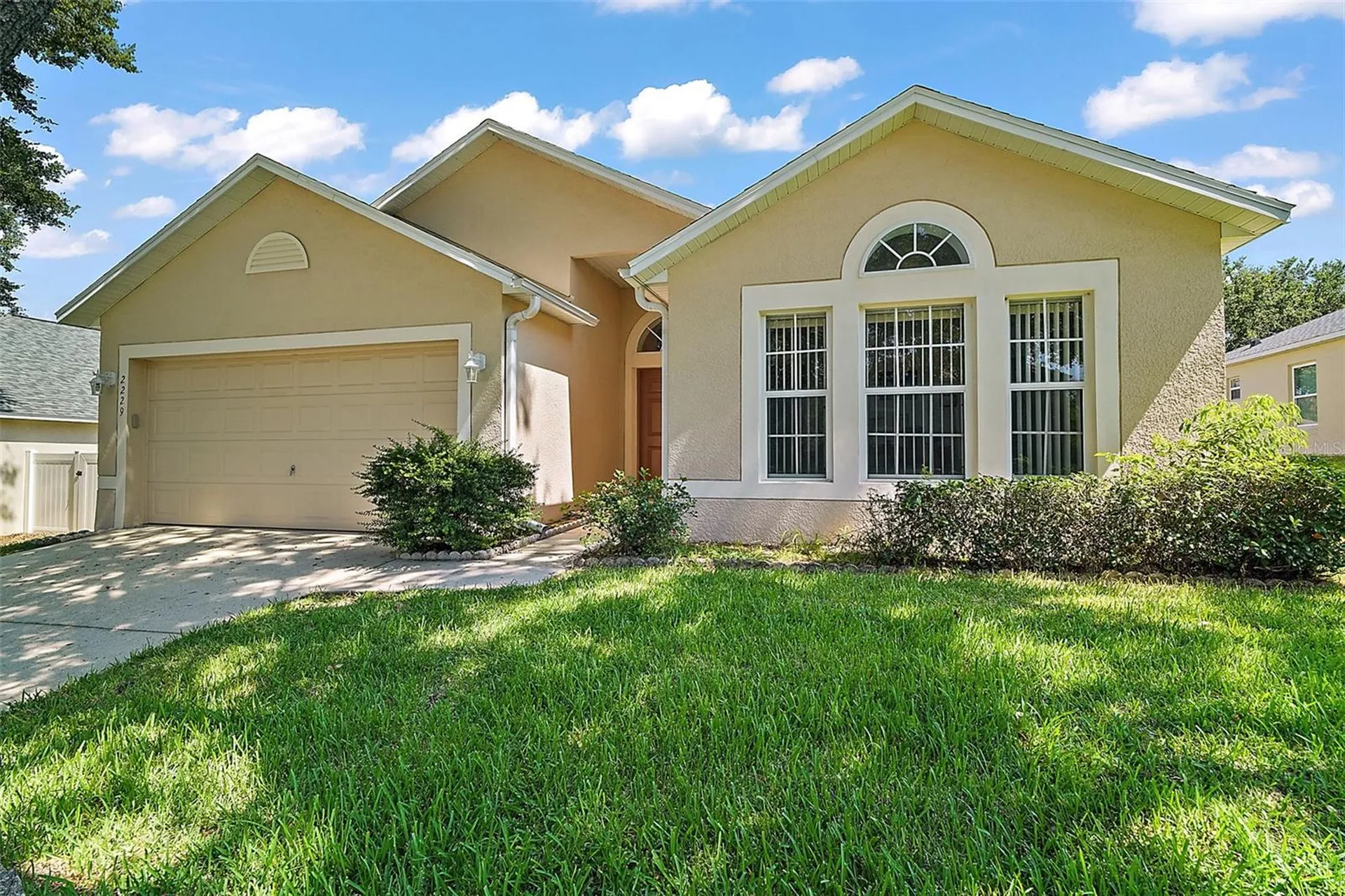 Eustis FL 32726