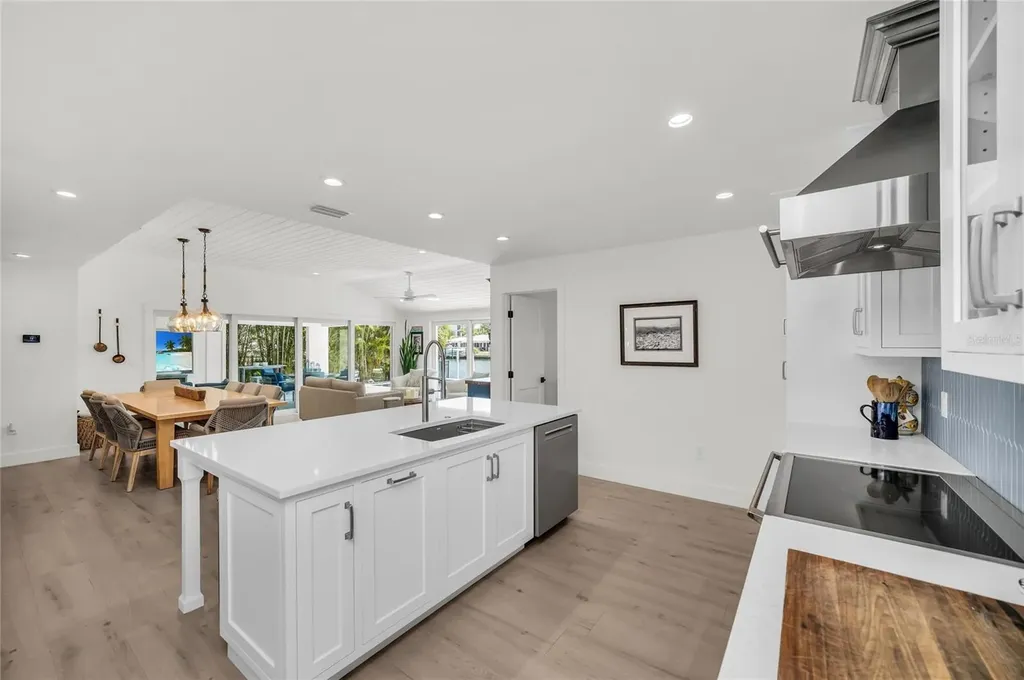 501 68th Street Holmes Beach FL 34217