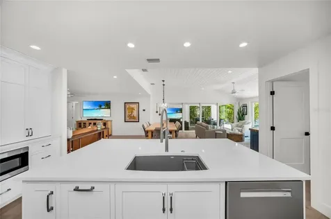 501 68th Street Holmes Beach FL 34217