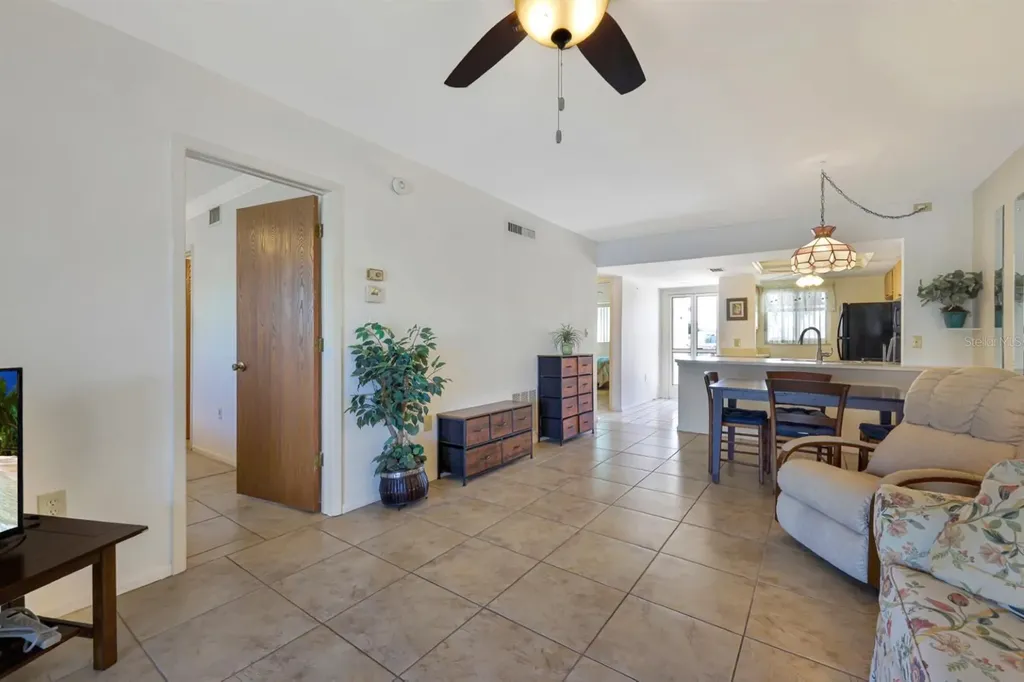 12538 SW Kingsway Circle Lake Suzy FL 34269