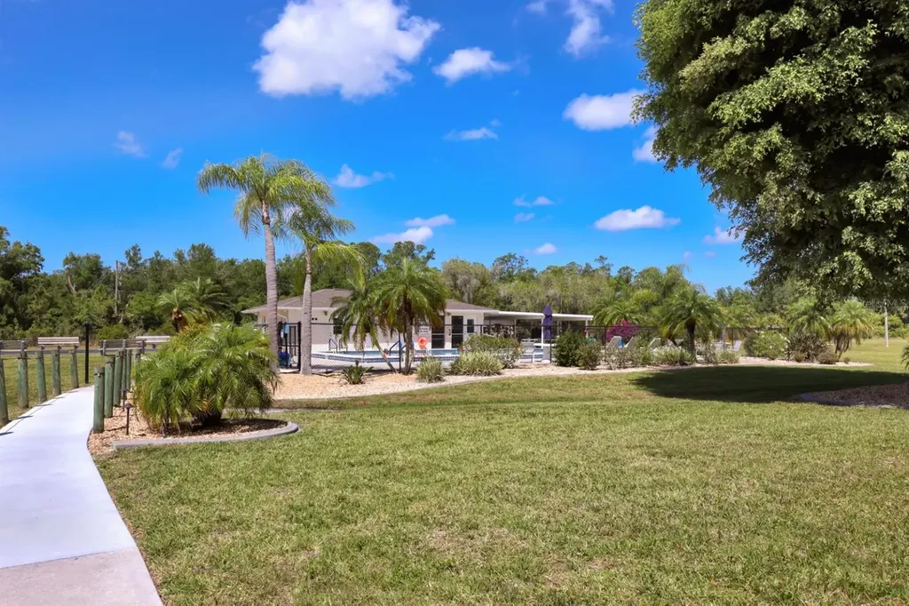 12538 SW Kingsway Circle Lake Suzy FL 34269
