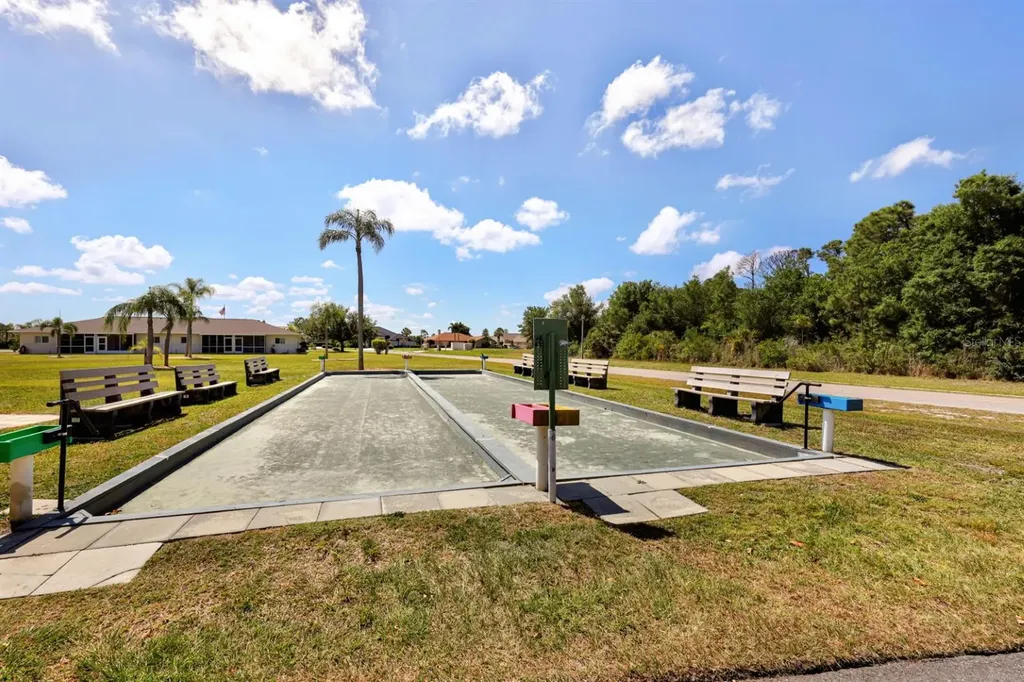 12538 SW Kingsway Circle Lake Suzy FL 34269