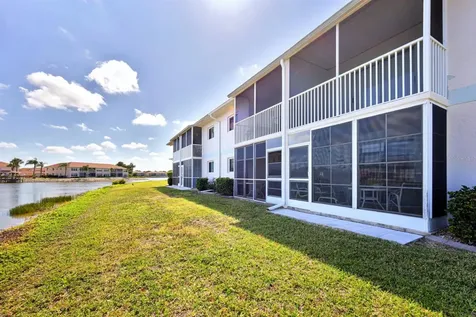 12538 SW Kingsway Circle Lake Suzy FL 34269