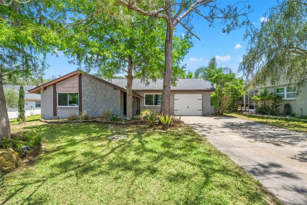 8804 Lincolnshire Drive Hudson FL 34667