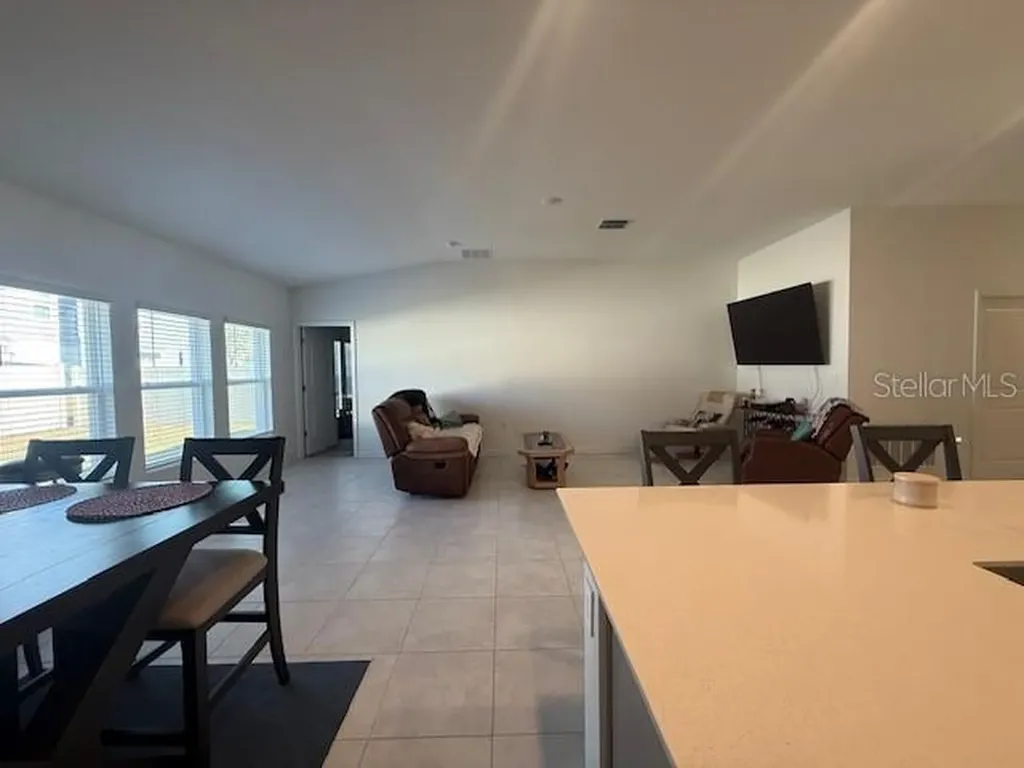 1224 Deepwater Circle Eagle Lake FL 33839