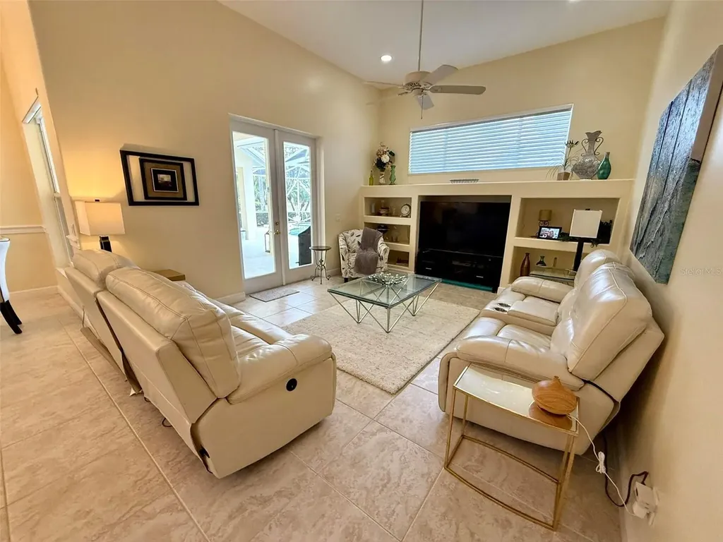 1305 SW Bent Pine Cove Port St Lucie FL 34986