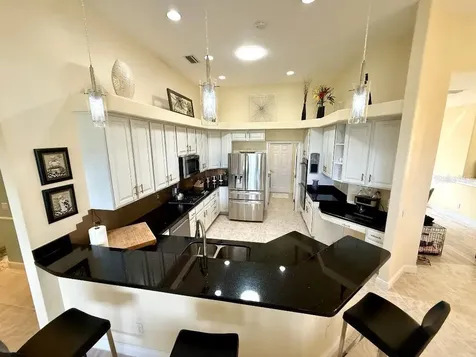 1305 SW Bent Pine Cove Port St Lucie FL 34986