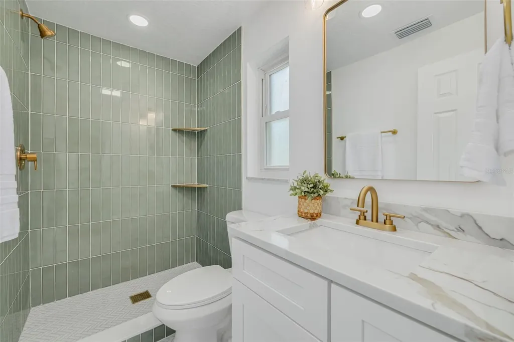 1872 Princeton Drive Clearwater FL 33765