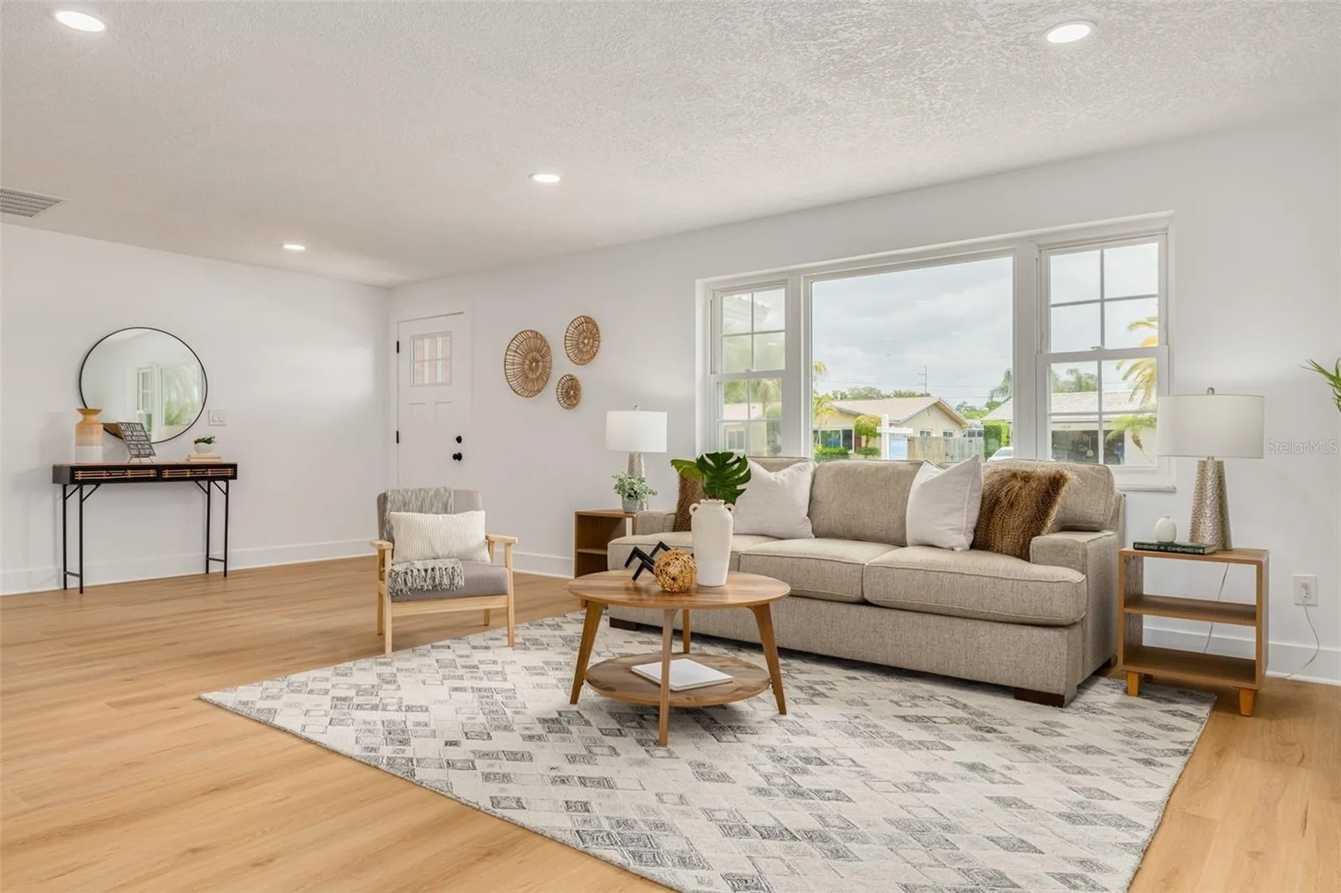 1872 Princeton Drive Clearwater FL 33765