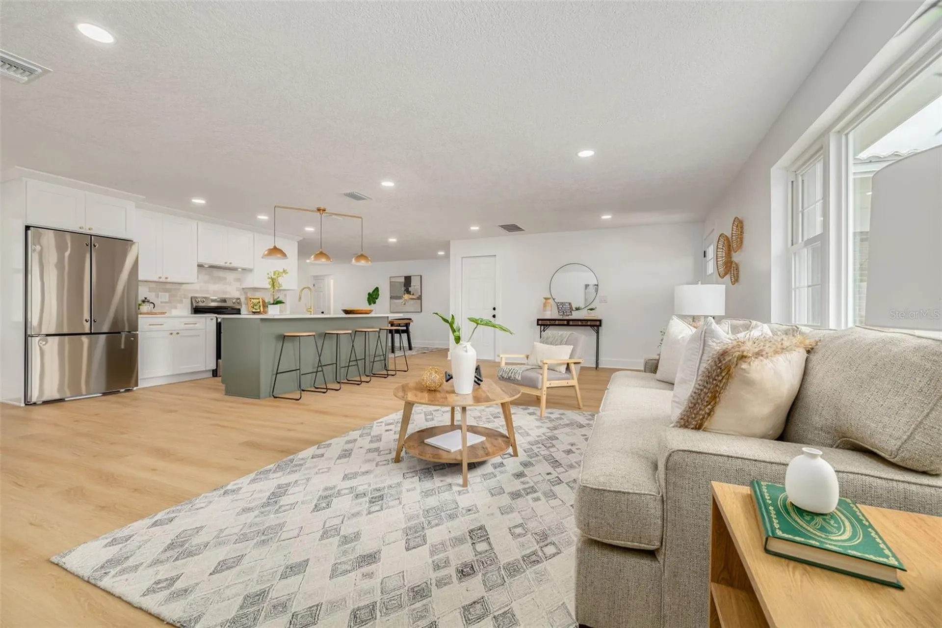 1872 Princeton Drive Clearwater FL 33765