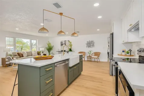 1872 Princeton Drive Clearwater FL 33765