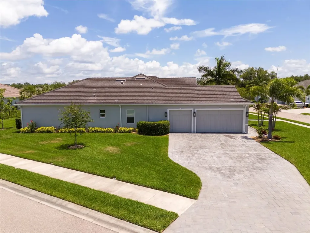 7181 Ryedale Court Sarasota FL 34241