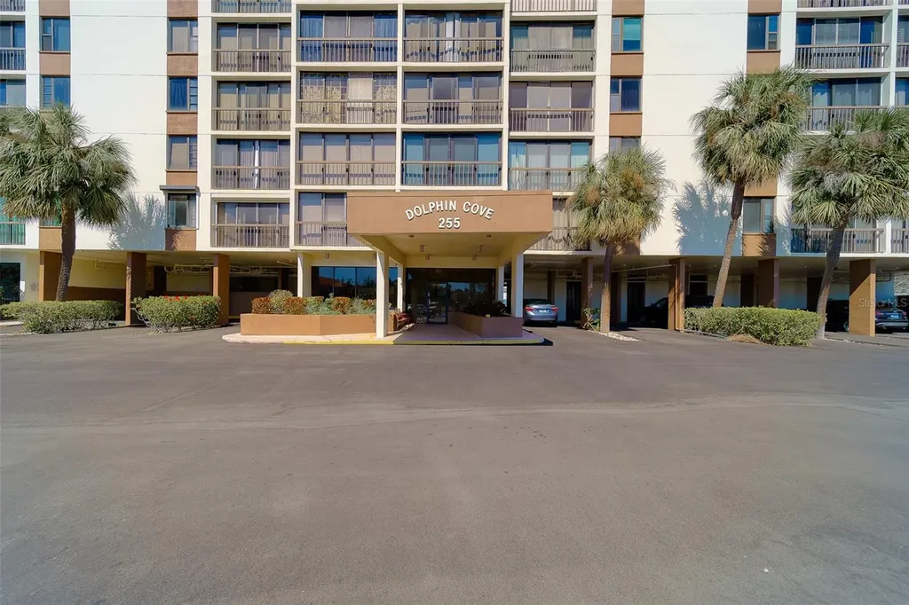 255 Dolphin Point Clearwater Beach FL 33767