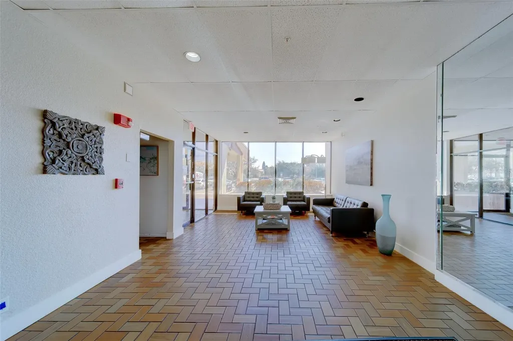 255 Dolphin Point Clearwater Beach FL 33767