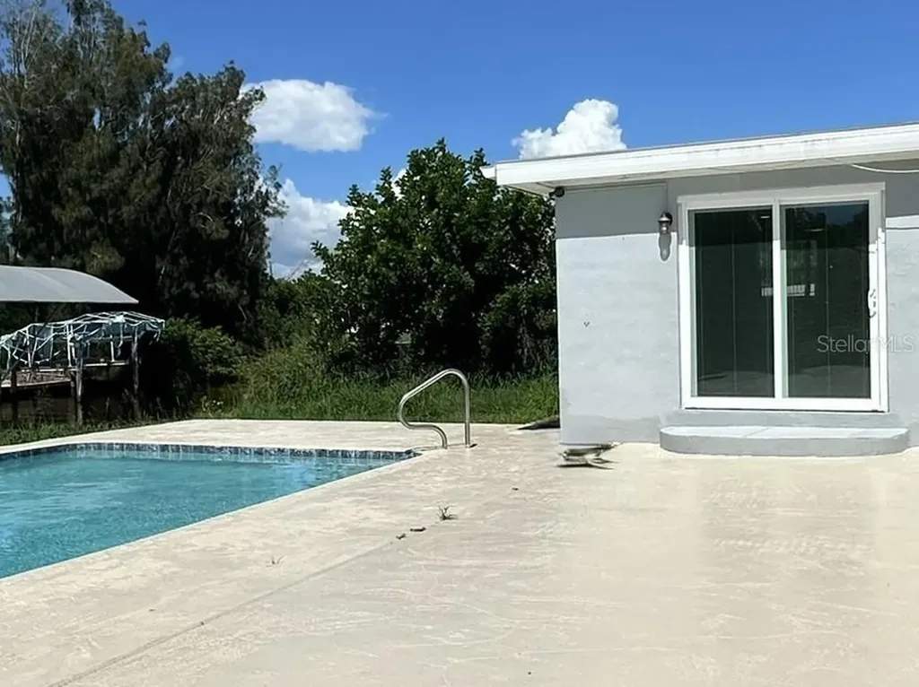 835 Conreid Drive NE Port Charlotte FL 33952
