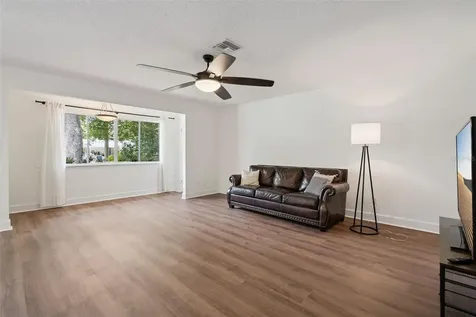 636 Hillcrest Avenue Maitland FL 32751