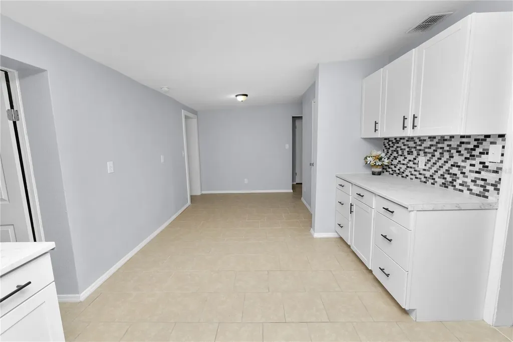114 Shelton Avenue Auburndale FL 33823
