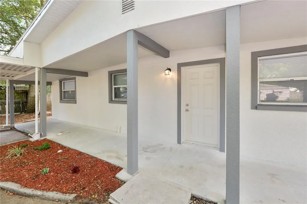 114 Shelton Avenue Auburndale FL 33823