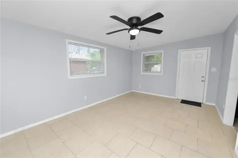 114 Shelton Avenue Auburndale FL 33823