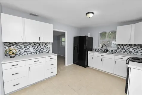 114 Shelton Avenue Auburndale FL 33823