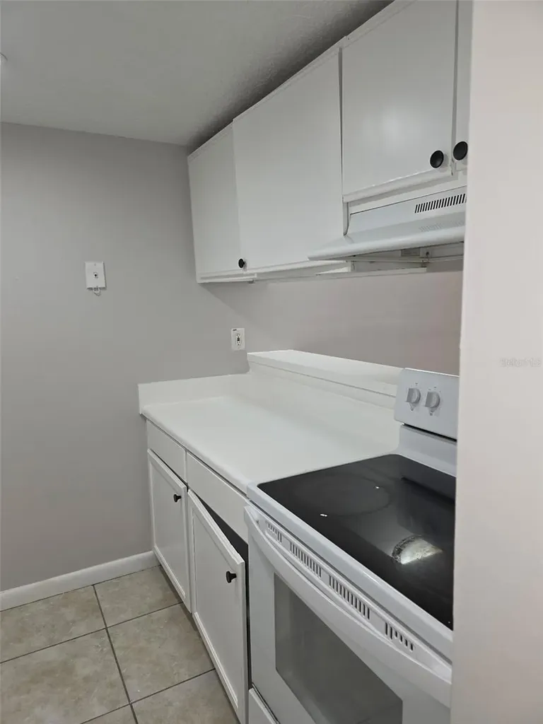 921 W Oak Ridge Road Orlando FL 32809