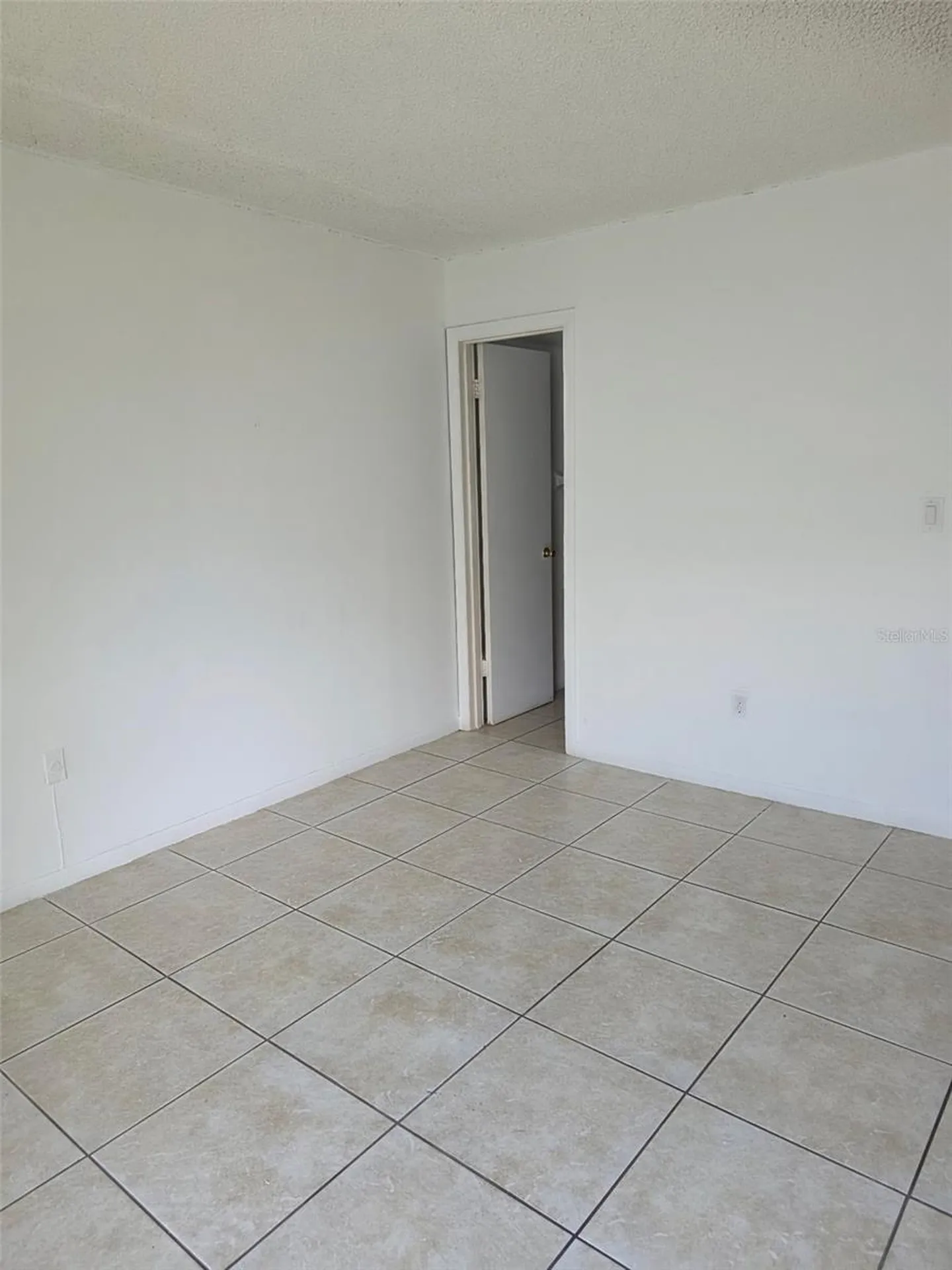 921 W Oak Ridge Road Orlando FL 32809