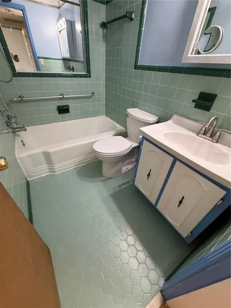 104 N Orion Avenue Clearwater FL 33765