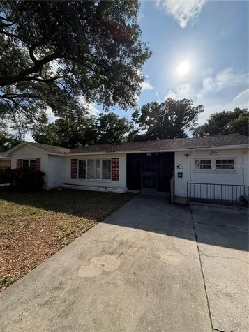 104 N Orion Avenue Clearwater FL 33765