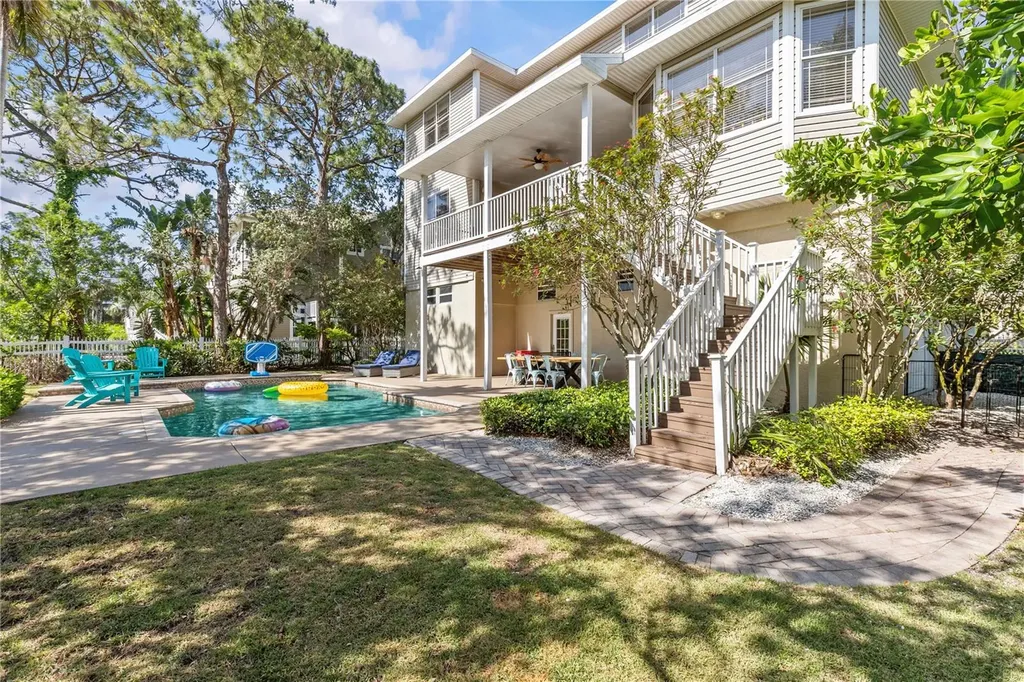 897 Point Seaside Drive Crystal Beach FL 34681