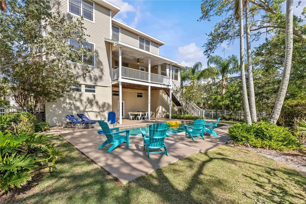 897 Point Seaside Drive Crystal Beach FL 34681